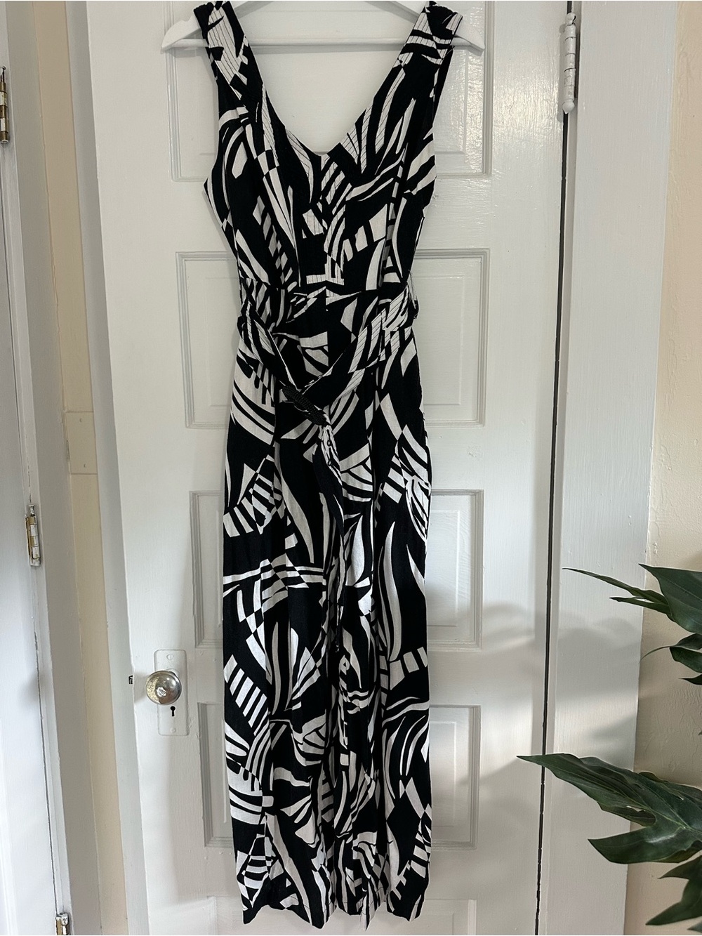 Tahari Black and White Abstract Print Jumpsuit